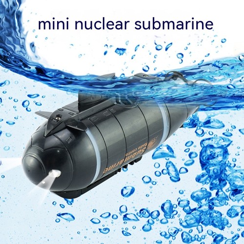 Mini giocattolo sottomarino